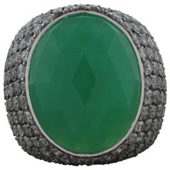 Anello Cocktail in oro con diamanti e crisoprasio