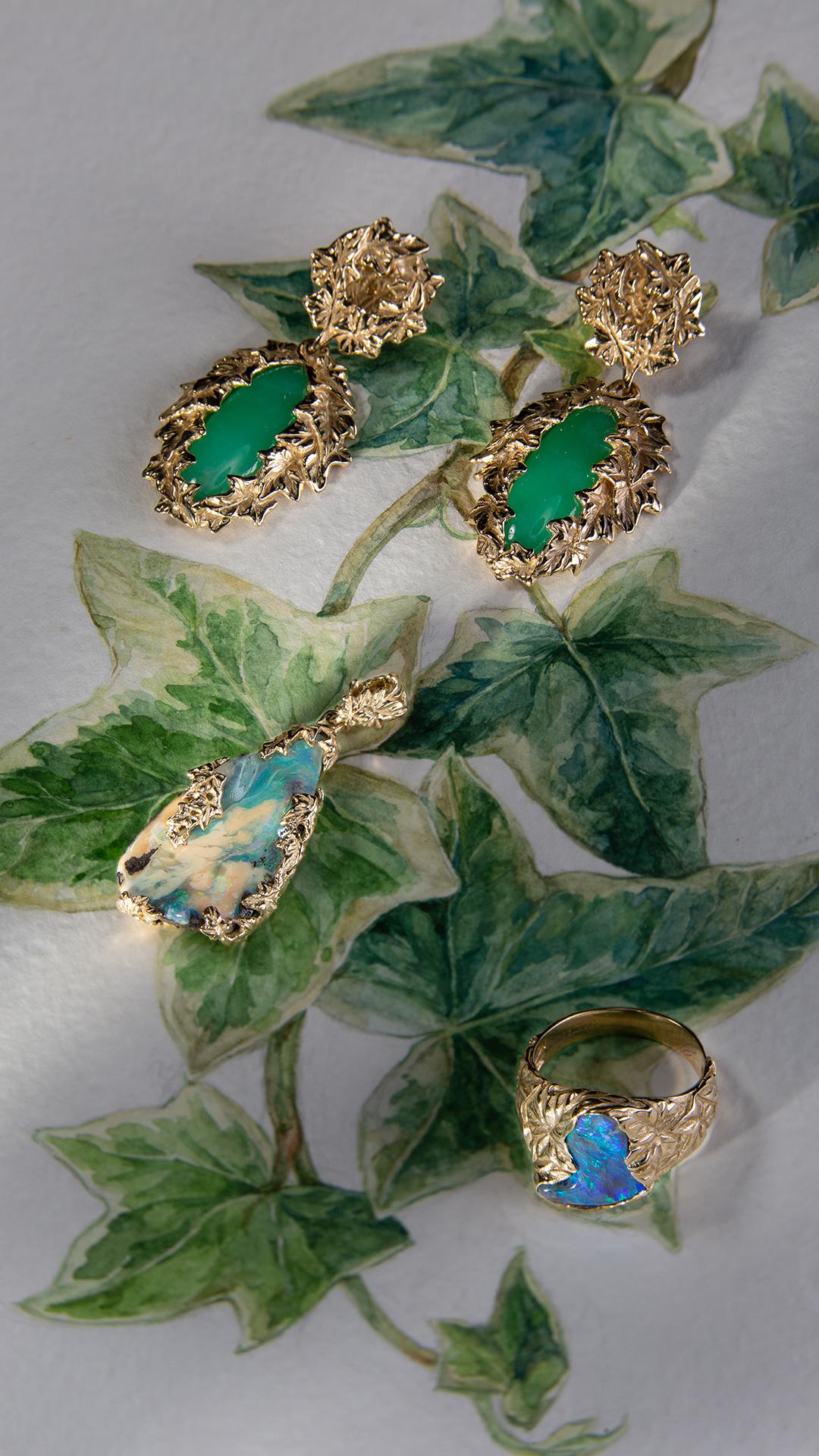 Chrysoprase-Ohrringe aus Gold mit langem grünem Chrysopras im Jugendstil im Angebot 5