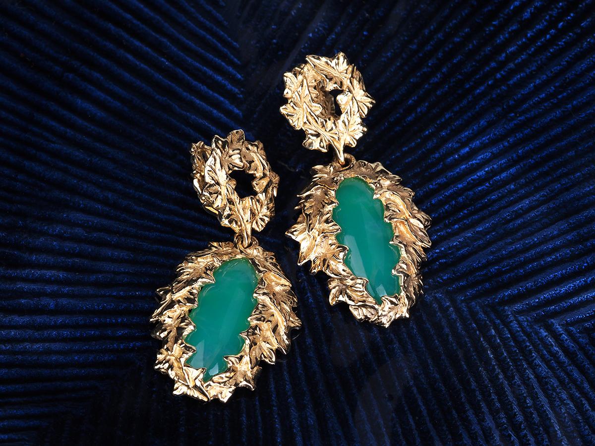 Chrysoprase gold earrings Ivy dangle long green art nouveau style For Sale 1