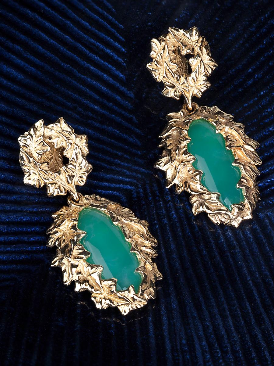 Chrysoprase gold earrings Ivy dangle long green art nouveau style For Sale 4