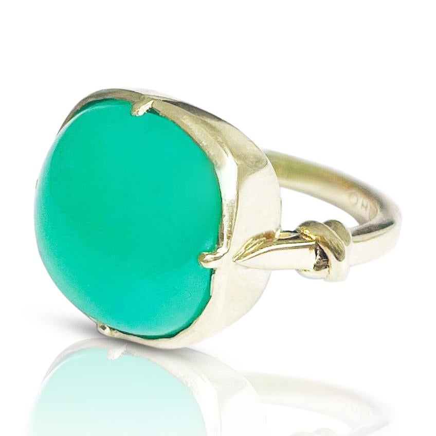 Chrysoprase Green Cabochon Knot Ring in 18ct Yellow Gold For Sale