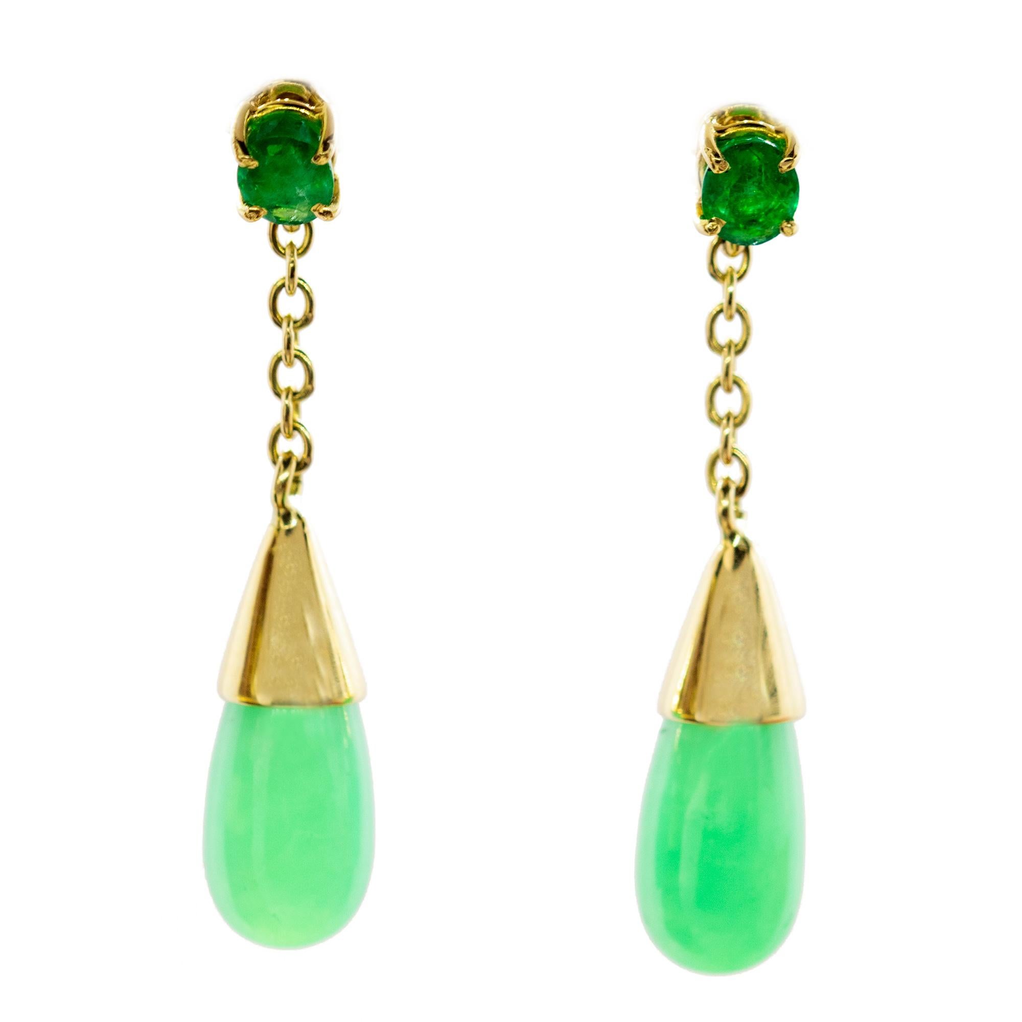 Art Nouveau Chrysoprase Natural Emerald 18 Karat Gold Pear Drop Dangle Cocktail Earrings For Sale