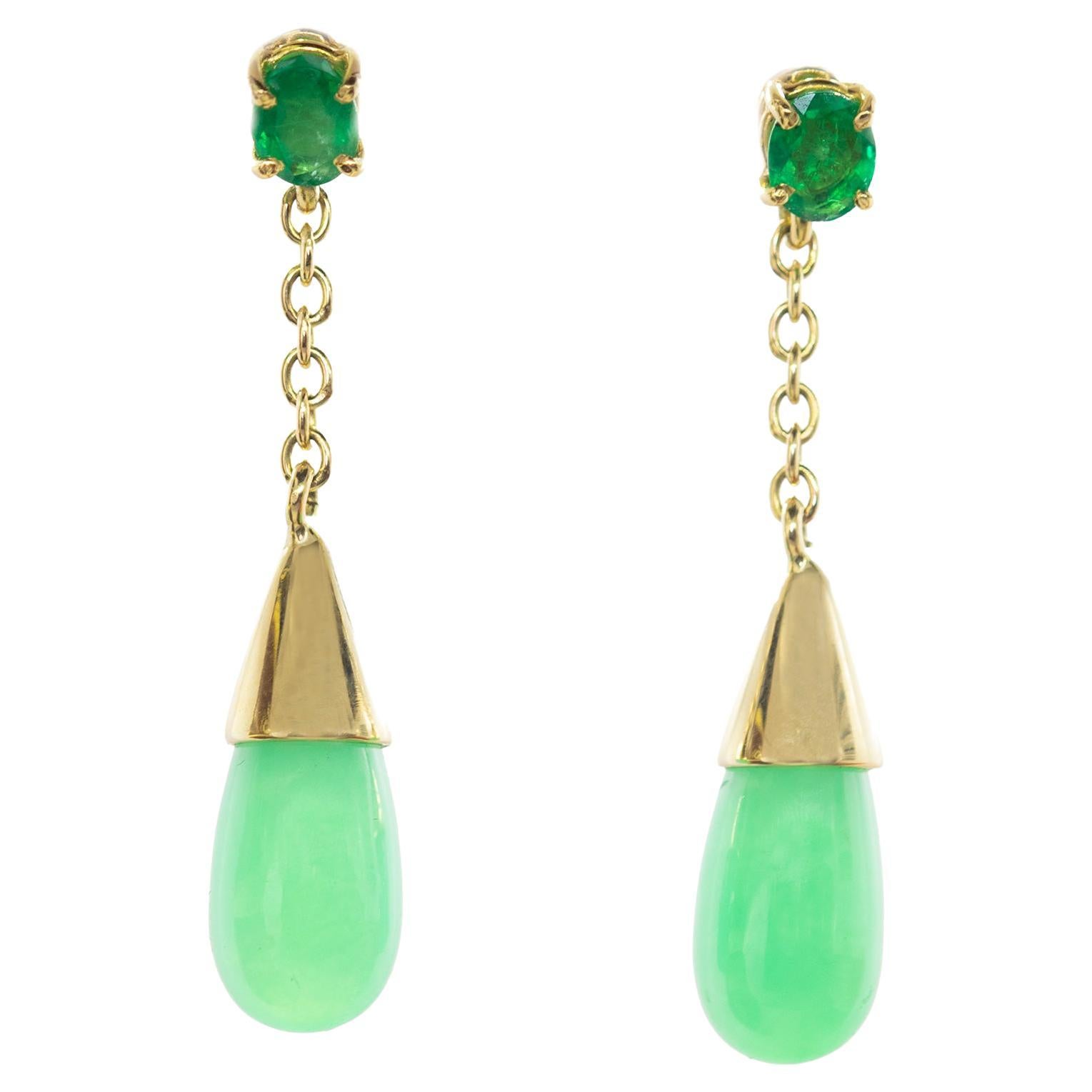Chrysoprase Natural Emerald 18 Karat Gold Pear Drop Dangle Cocktail Earrings For Sale