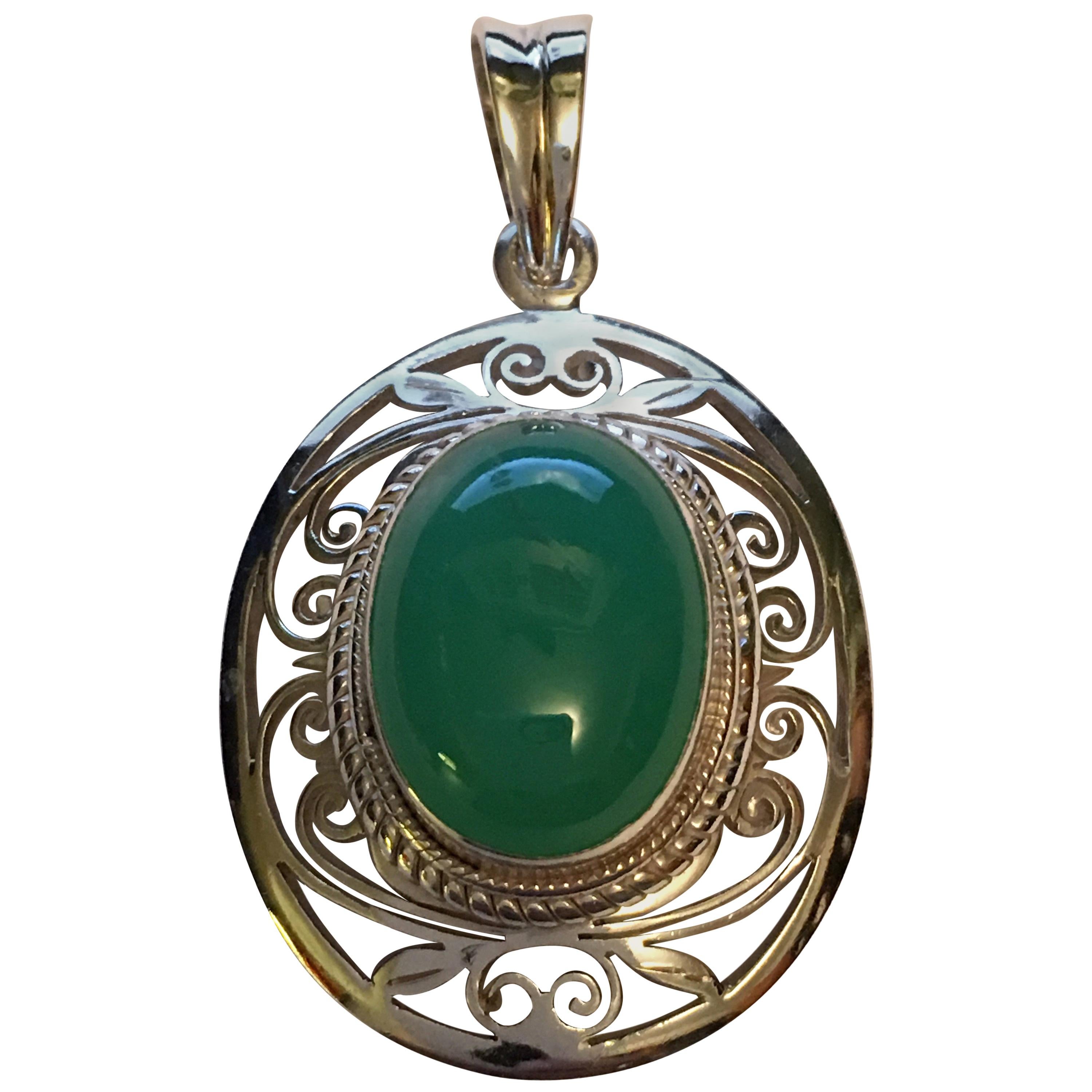 Chrysoprase Pendant Set in Sterling Silver For Sale