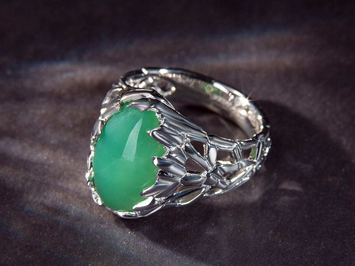 Chrysoprase Ring Unisex Green Oval Cabochon Natural Stone In New Condition For Sale In Berlin, DE