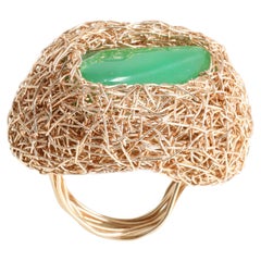 Chrysopras-Stein, ein einzigartiger Statement- oder Cocktail-Ring, von der Künstlerin