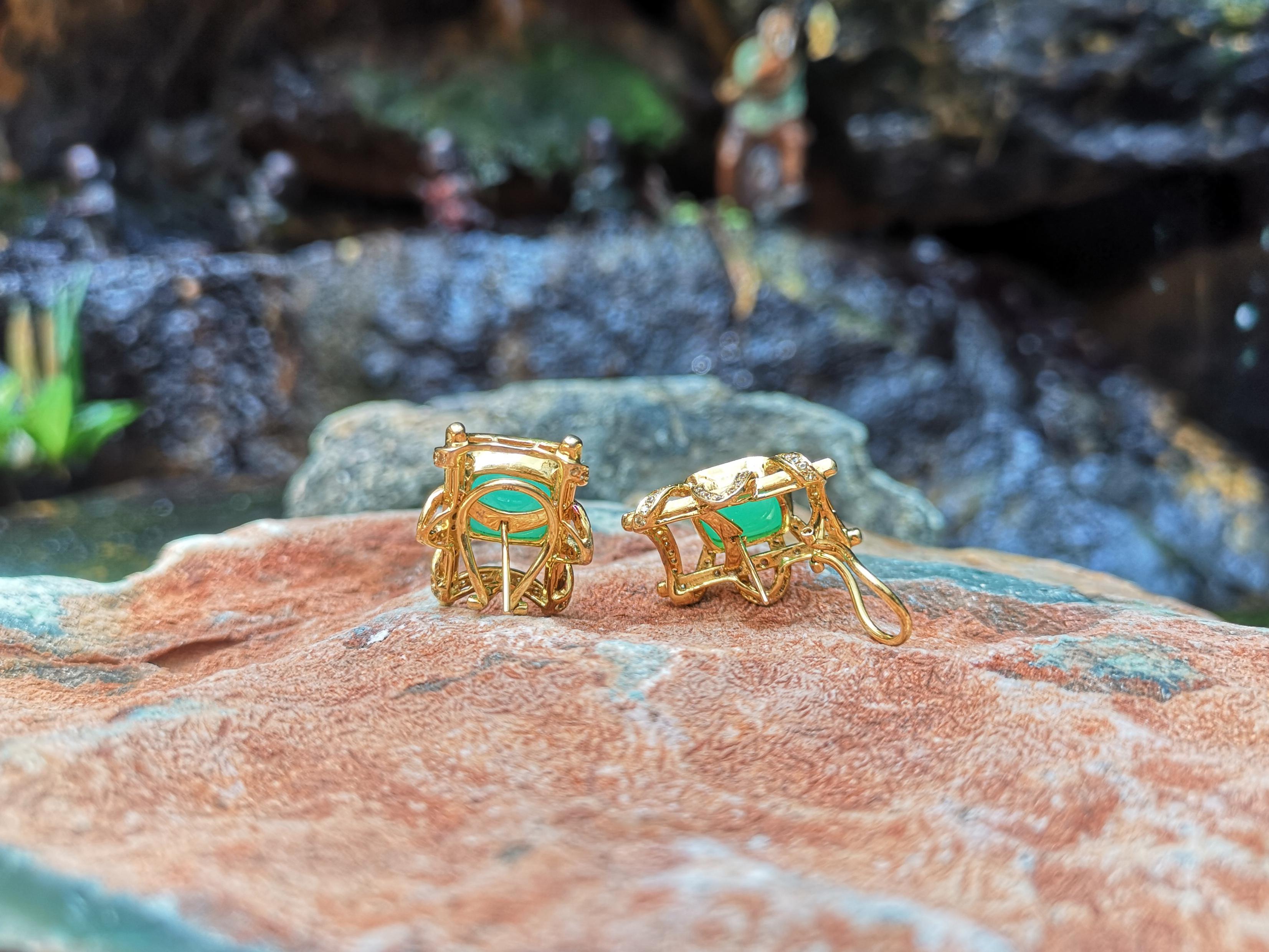 Chrysoprase, Yellow Sapphire and Diamond Earrings in 18k Gold For Sale 2