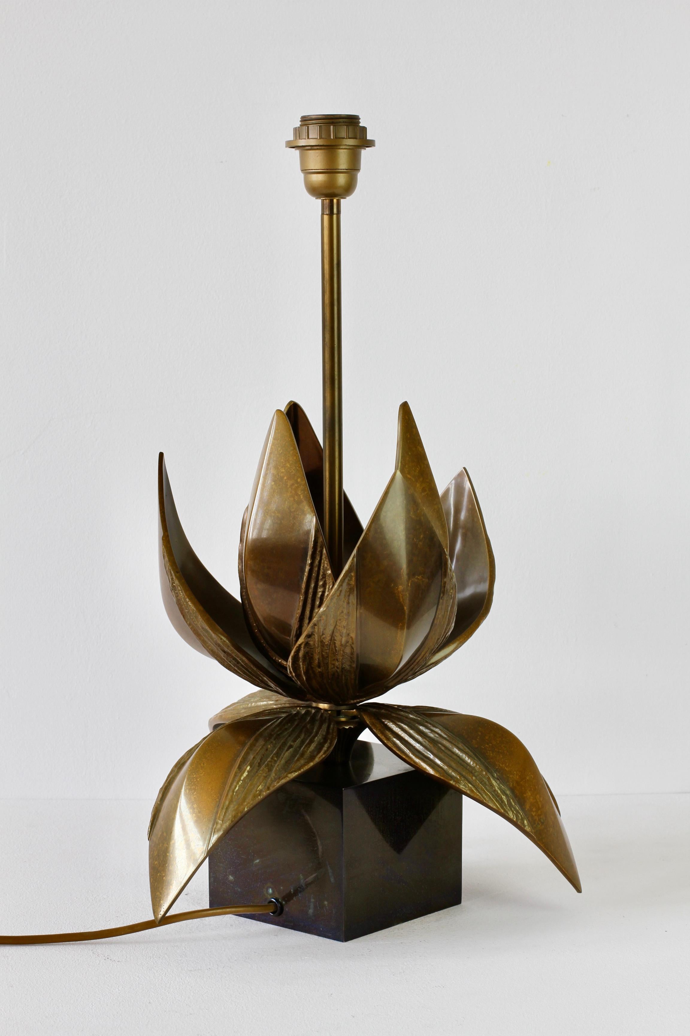 20ième siècle Grande lampe de bureau en bronze Chrystiane Charles pour Maison Charles 'Orphee' en laiton en vente