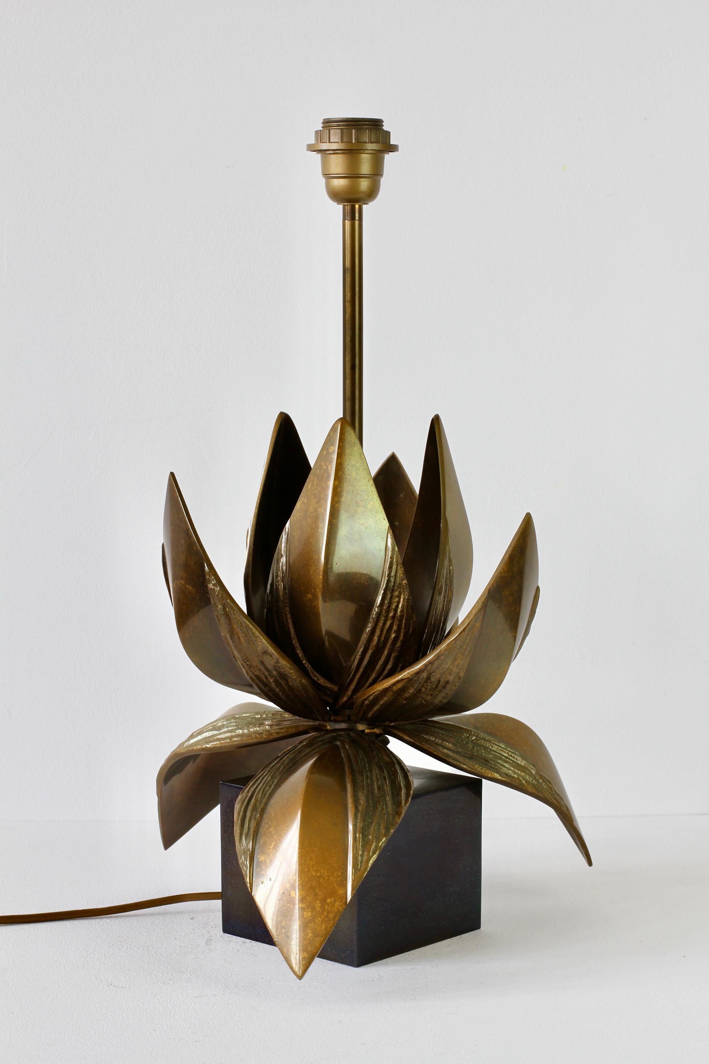 Grande lampe de bureau en bronze Chrystiane Charles pour Maison Charles 'Orphee' en laiton en vente 4