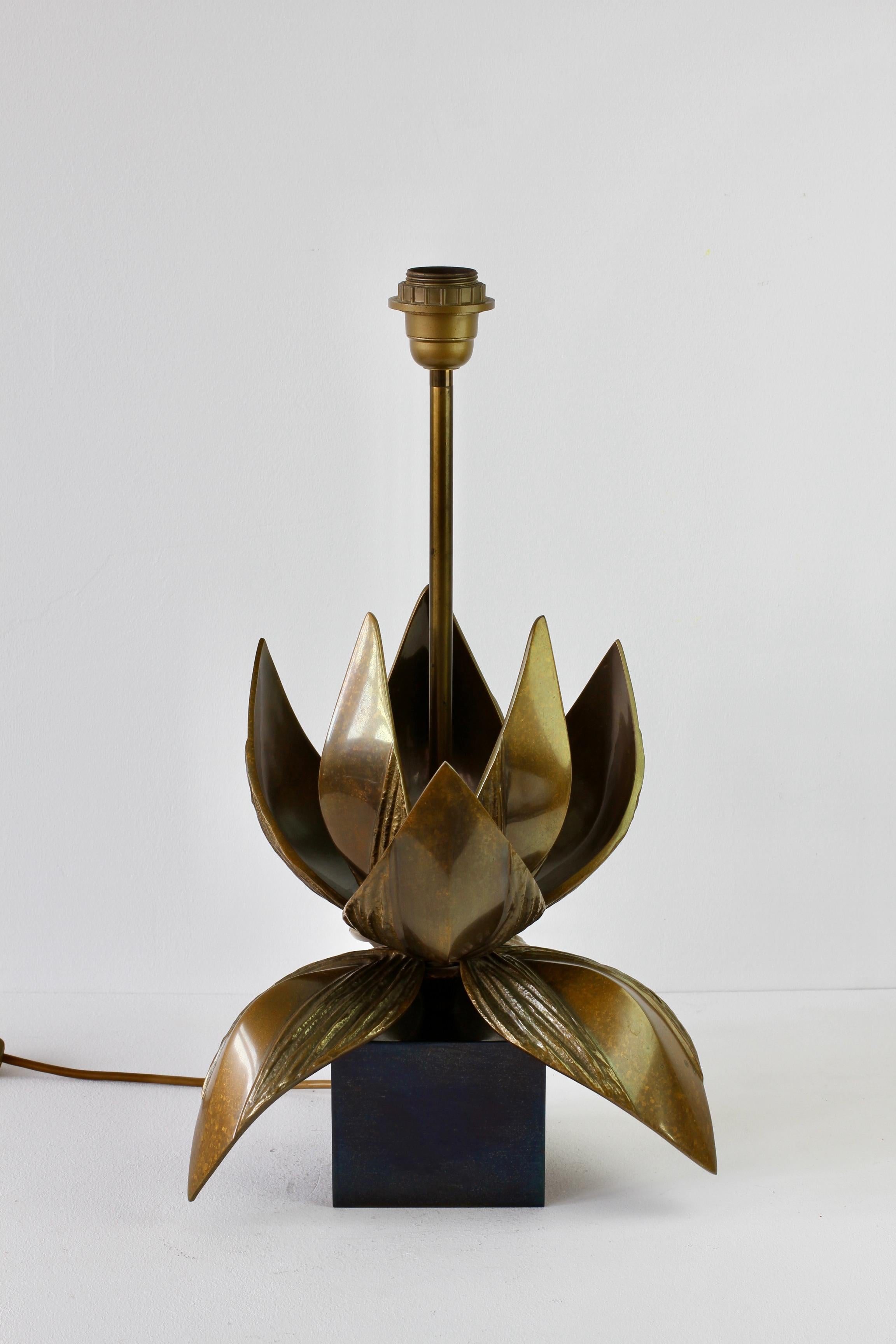 Große Tischlampe „Orphee“ aus Messingbronze von Chrystiane Charles für Maison Charles (Gegossen) im Angebot
