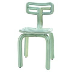 Sedia Chubby in plastica riciclata stampata in 3D color muschio
