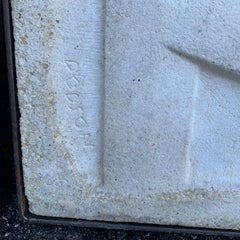 Targa a muro in bassorilievo Art Deco di Chuck Dodson