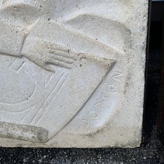 Targa "Architetto" in calcestruzzo fuso a parete di Chuck Dodson