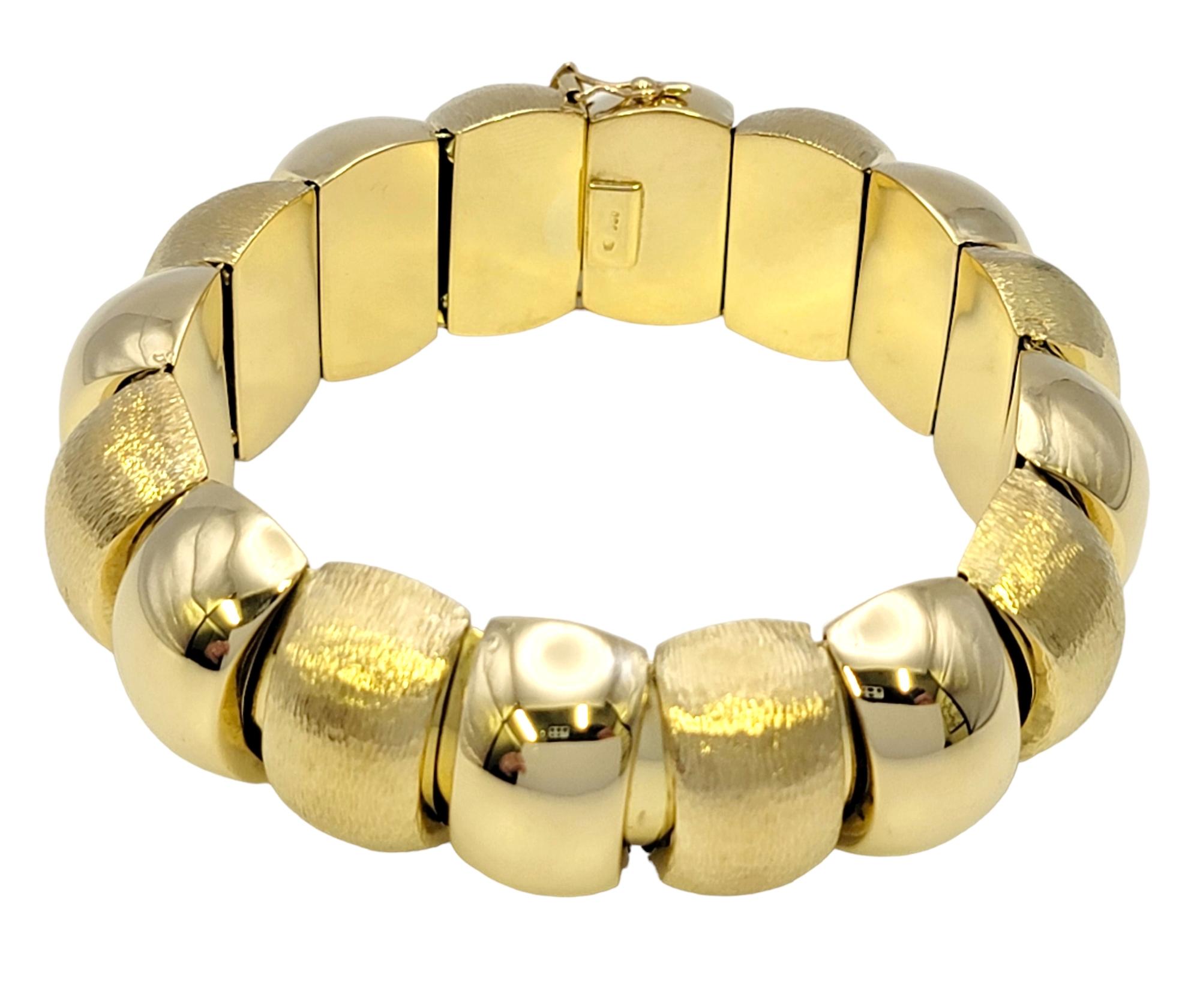Contemporary Chunky 18 Karat Yellow Gold Polished and Brushed Flexible Cuff Bracelet  For Sale