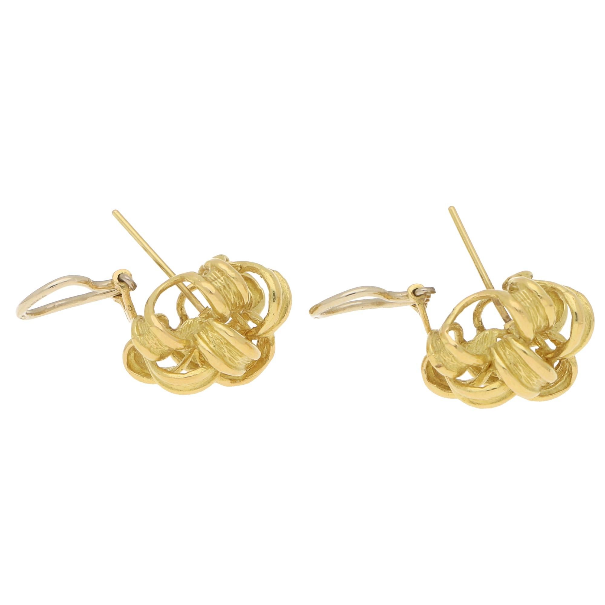 Chunky 1980s Knot Earrings Set in 18 Karat Yellow Gold 1