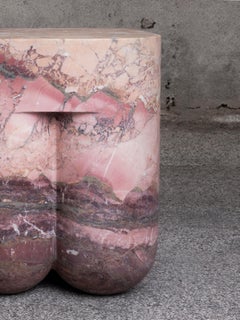 Beistelltisch und Hocker aus Breccia-Acquasanta-Marmor, CHUNKY Limited von ETAMORPH