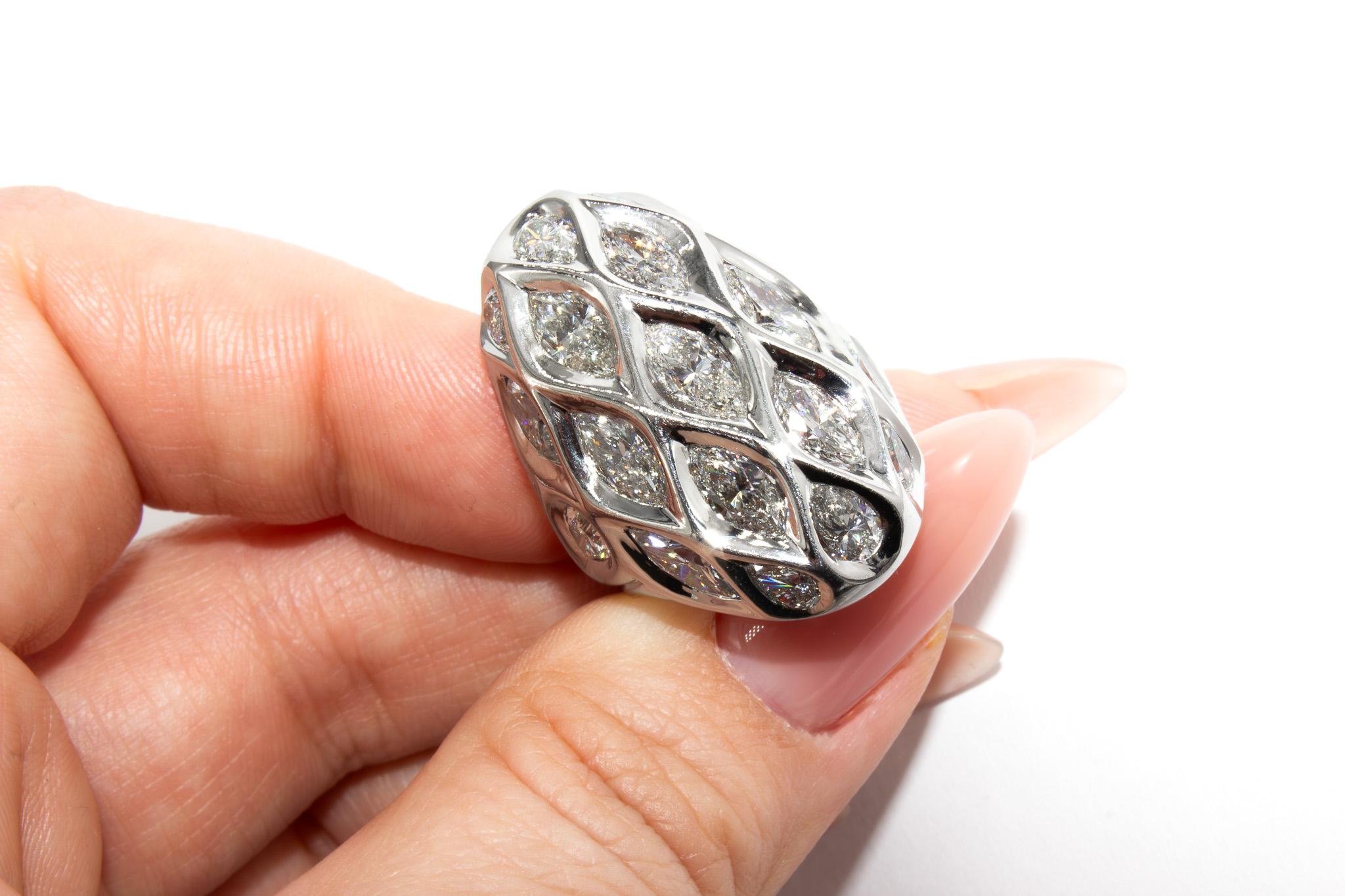 Chunky Big and Bold 6.00 Carat Diamond Ring In Good Condition In New York, NY