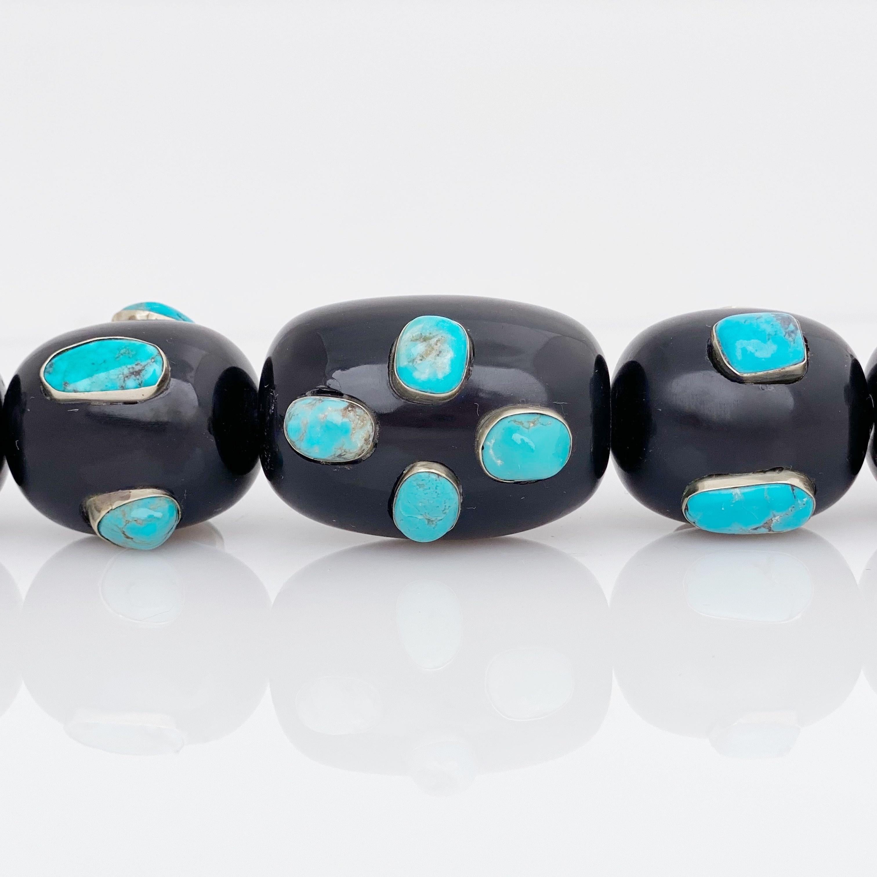 Chunky Black Resin Beaded Statement Necklace With Silver Mounted Turquoise In Good Condition In McKinney, TX