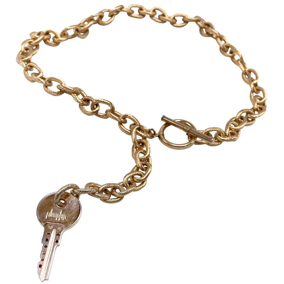 Chaîne collier collier ras du cou à pendentif chaîne épaisse avec clé en or, diamant blanc, émeraude et rubis