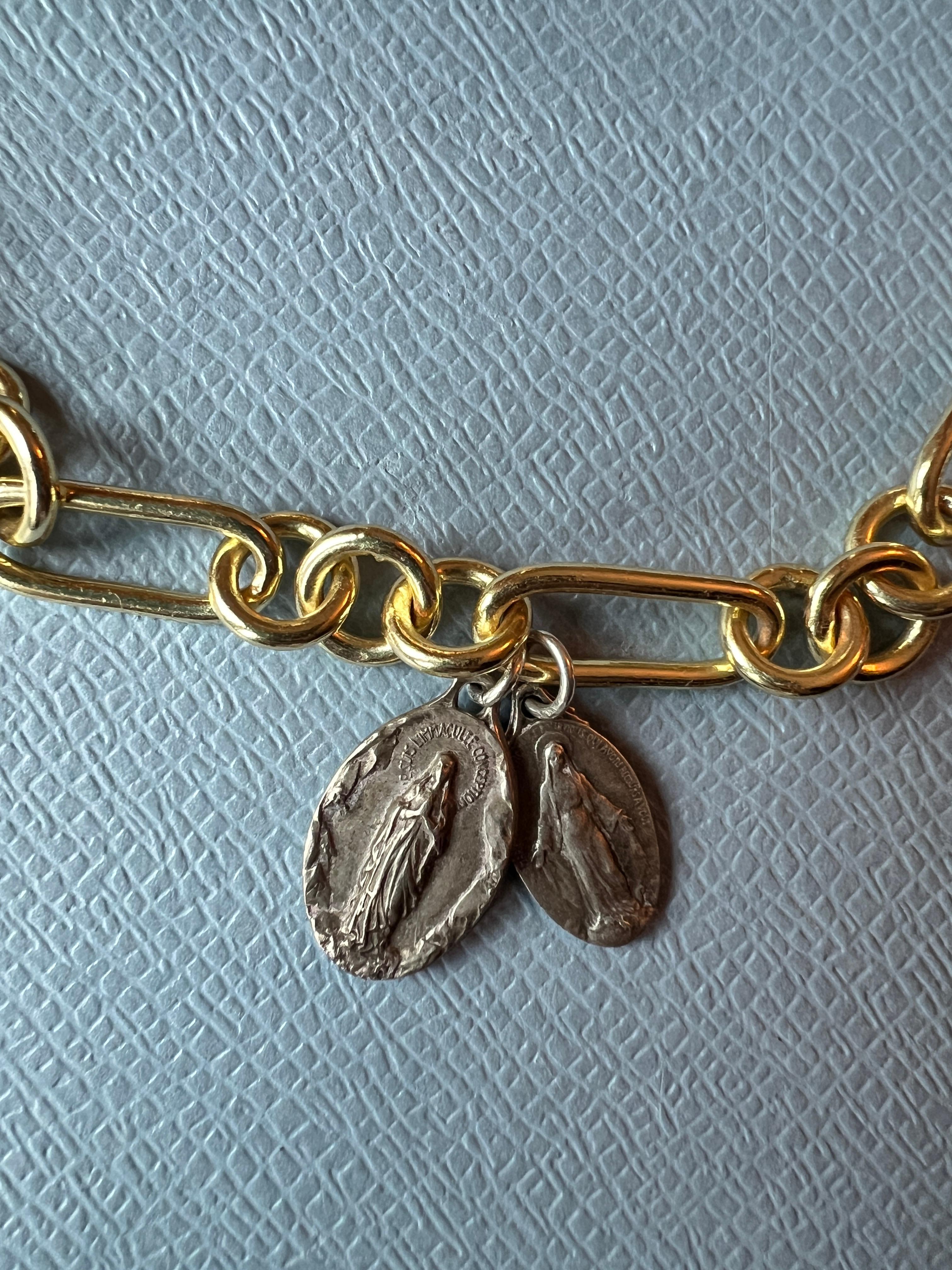 Women's Oval Medal Chain Necklace Choker Vintage For Sale