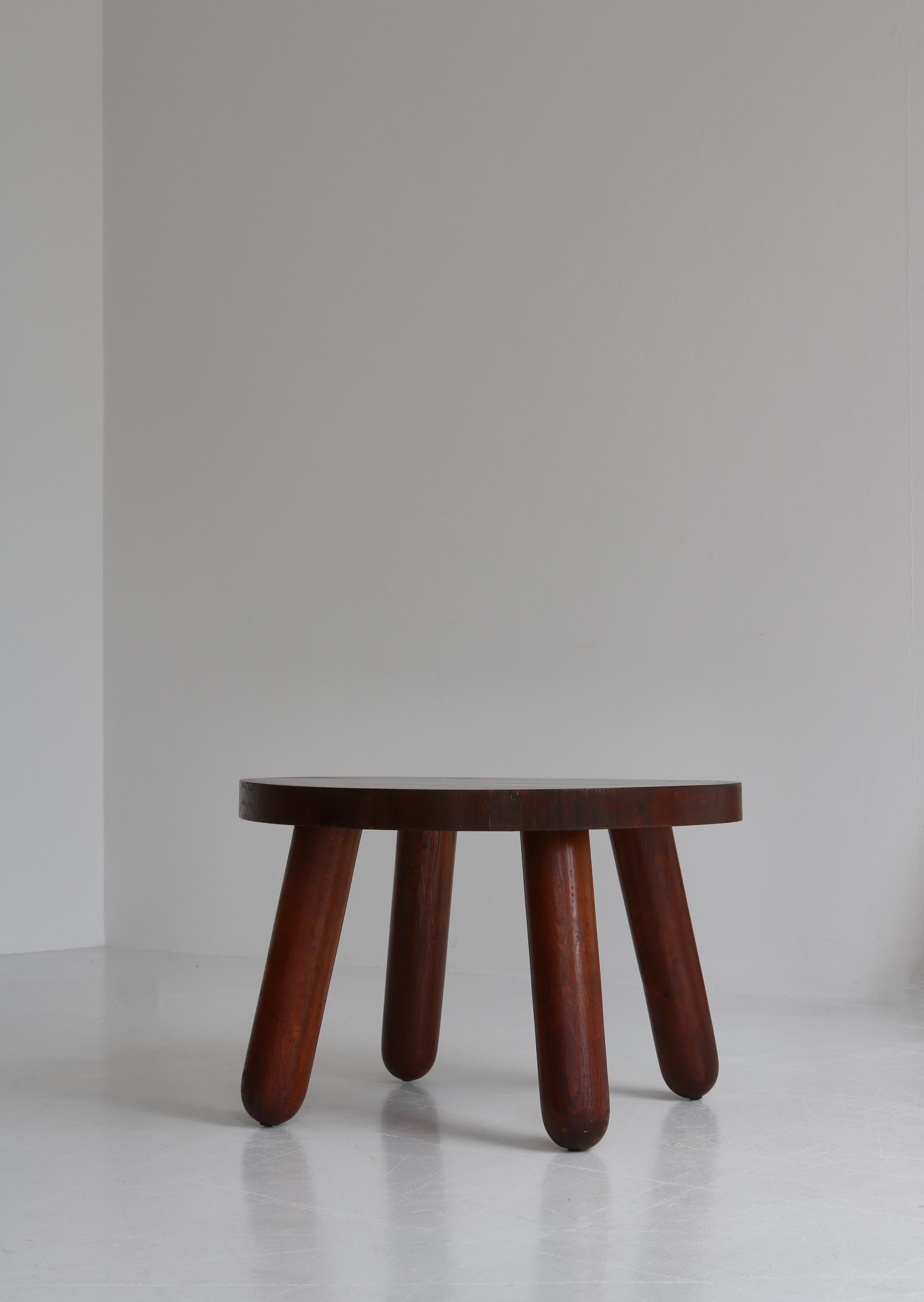 Scandinavian Modern Chunky Danish Modern Side Table in Stained Oak by Otto Færge, Denmark, 1940s For Sale