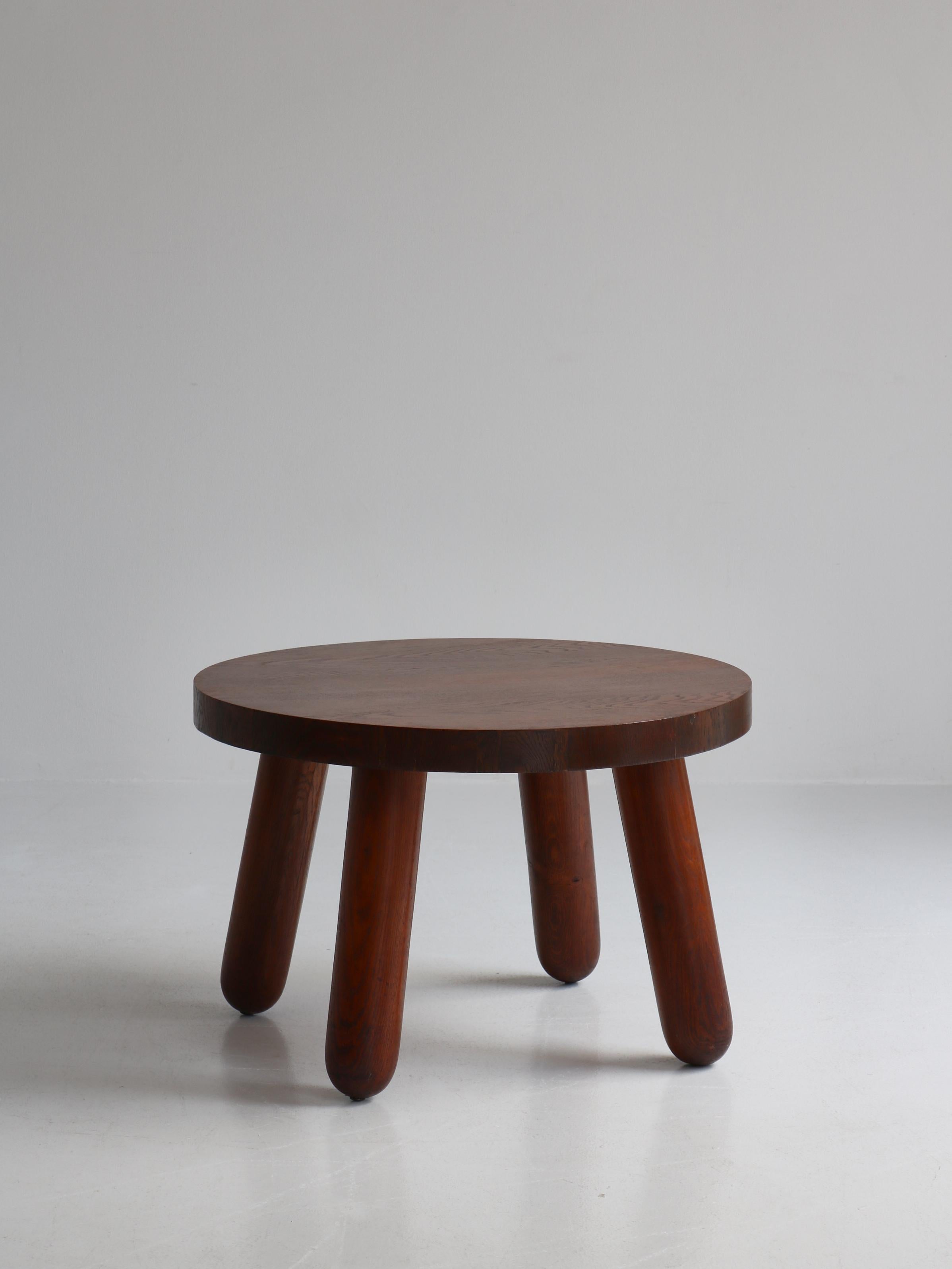 Danois Table d'appoint moderne danoise en chêne teinté par Otto Færge, Danemark, années 1940 en vente