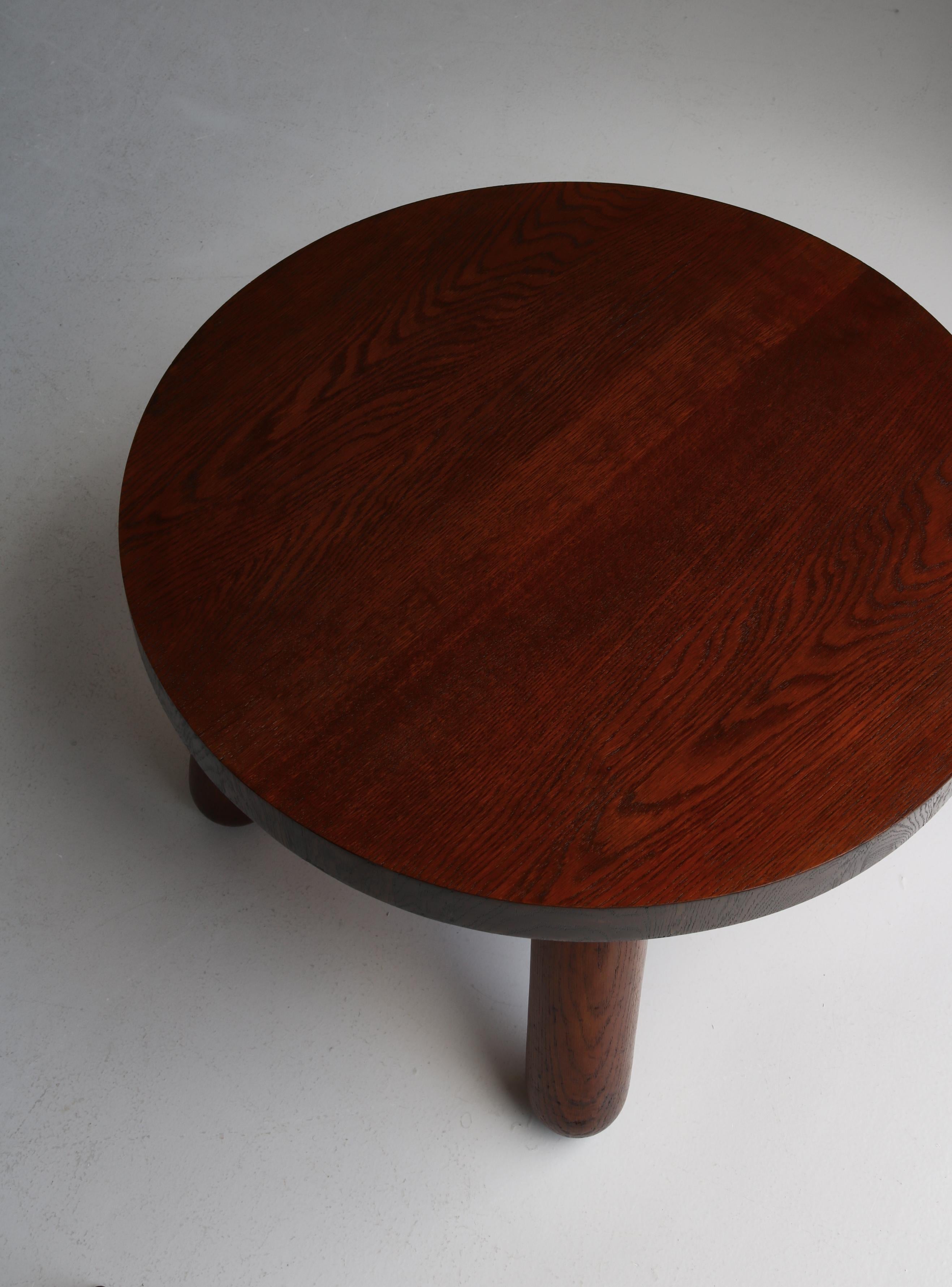 Chunky Danish Modern Side Table in Stained Oak by Otto Færge, Denmark, 1940s For Sale 1