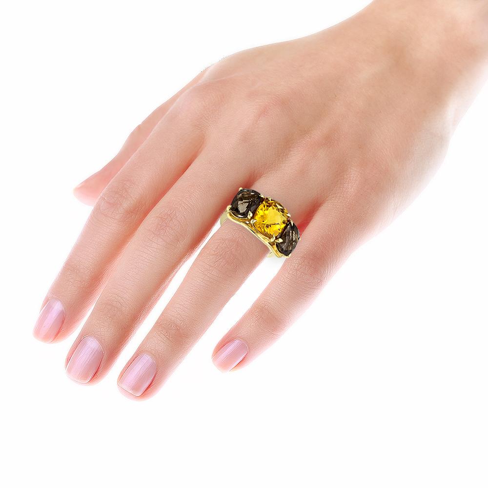 Chunky Designer Style 5.95 Carat Citrine 6.05 Carat Smoky Topaz Three-Stone Ring In New Condition For Sale In Little Neck, NY