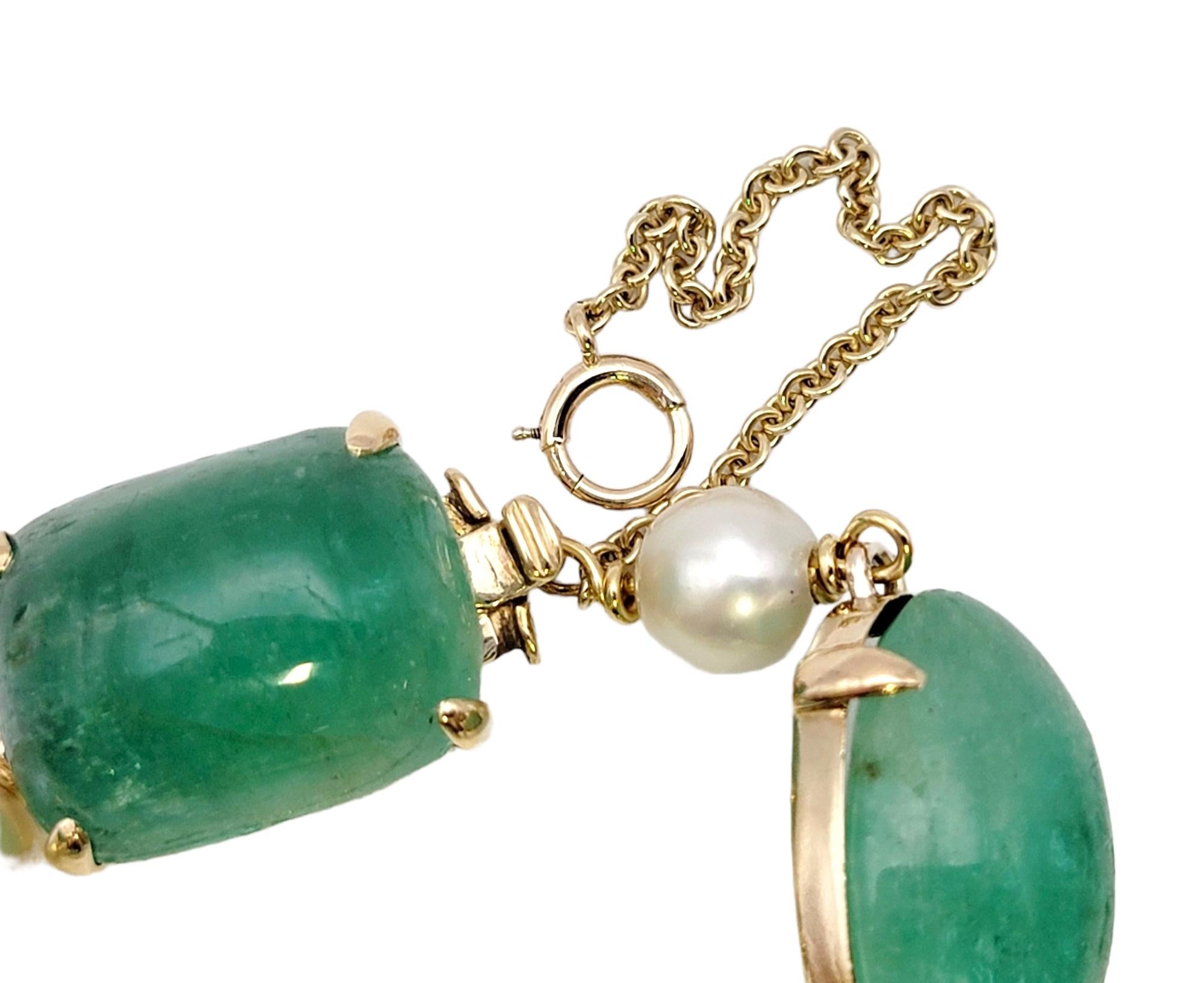 Chunky Emerald Cabochon and Cultured Pearl 14 Karat Yellow Gold Link Bracelet For Sale 2