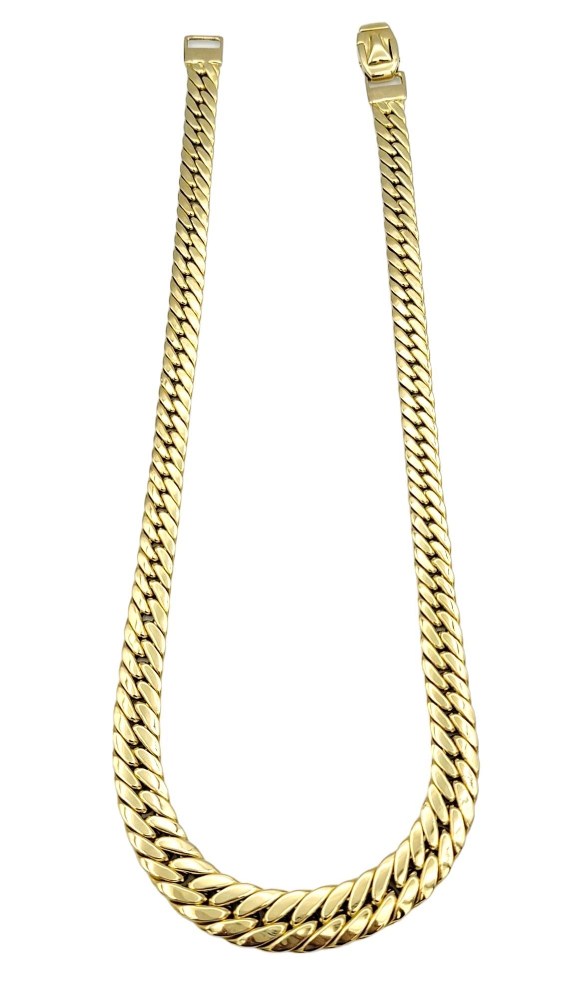 Contemporary Chunky Graduated Curb Link Chain Necklace in Polished 18 Karat Yellow Gold For Sale