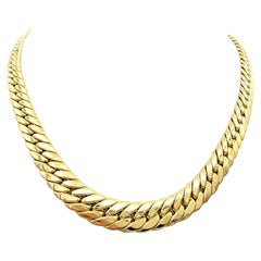 Vintage Chunky Graduated Curb Link Chain Necklace in Polished 18 Karat Yellow Gold