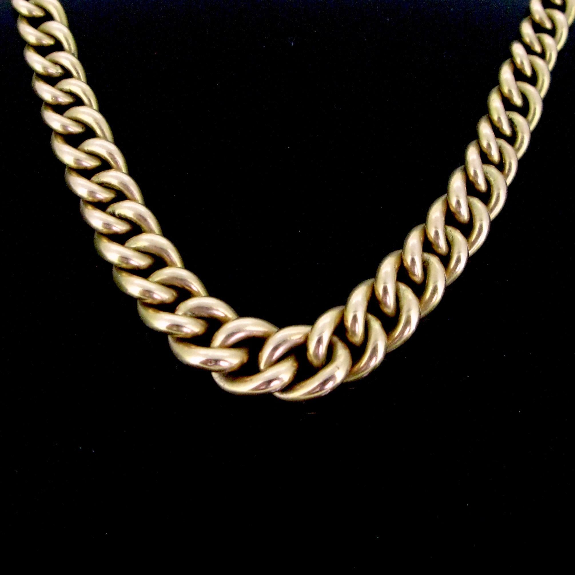 Chunky Graduated Curb Links Yellow Gold Necklace In Good Condition In London, GB