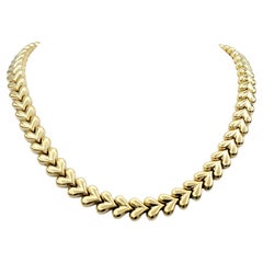 Chunky Heart Link Chain Necklace in Polished 14 Karat Yellow Gold