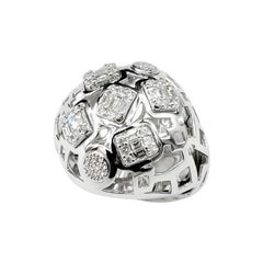 Chunky Hollow Shiny Emerald Round Illusion-Set Diamond 18K White Gold Dome Ring