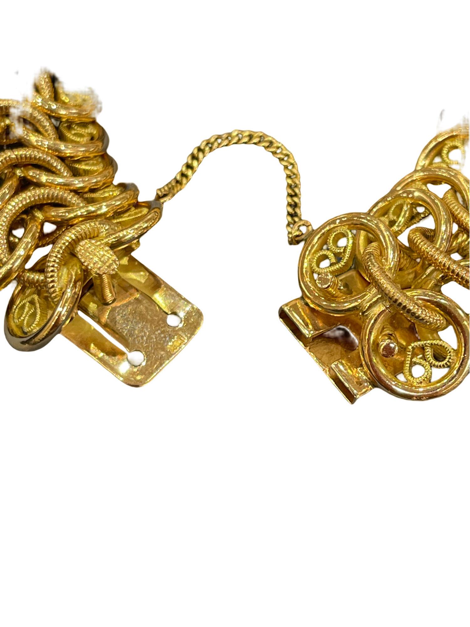 18 karat Rose and Yellow Gold Ornate Intricate Heavy Bracelet In Excellent Condition For Sale In Miami, FL