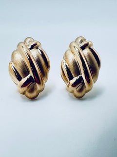 Chunky “Love Knot” Byzantine Knot Earrings in 14K Yellow Gold