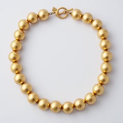 Chunky Matte Goldhalskette mit Kugelperlen von Anne Klein, 1980er Jahre