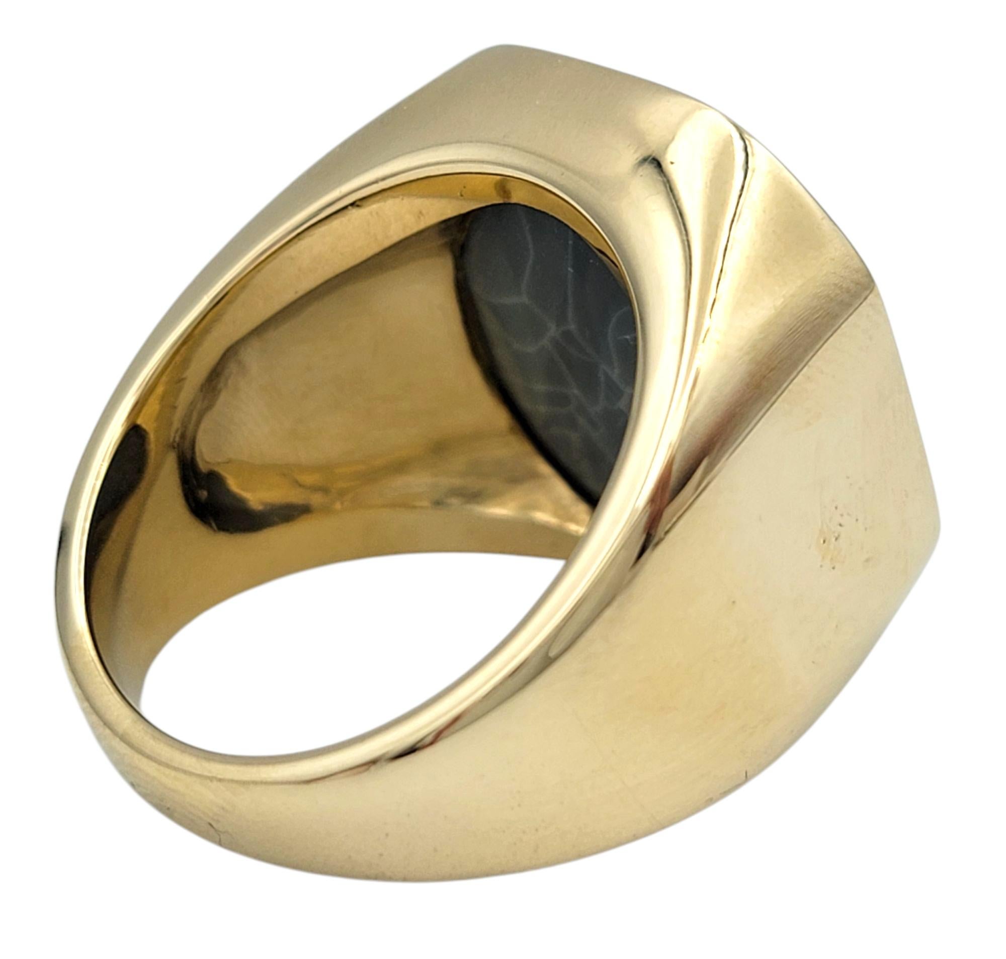 Chunky Herren Ovalschliff 6,50 Karat Schwarzer Opal Statement-Ring 14 Karat Gelbgold im Angebot 1