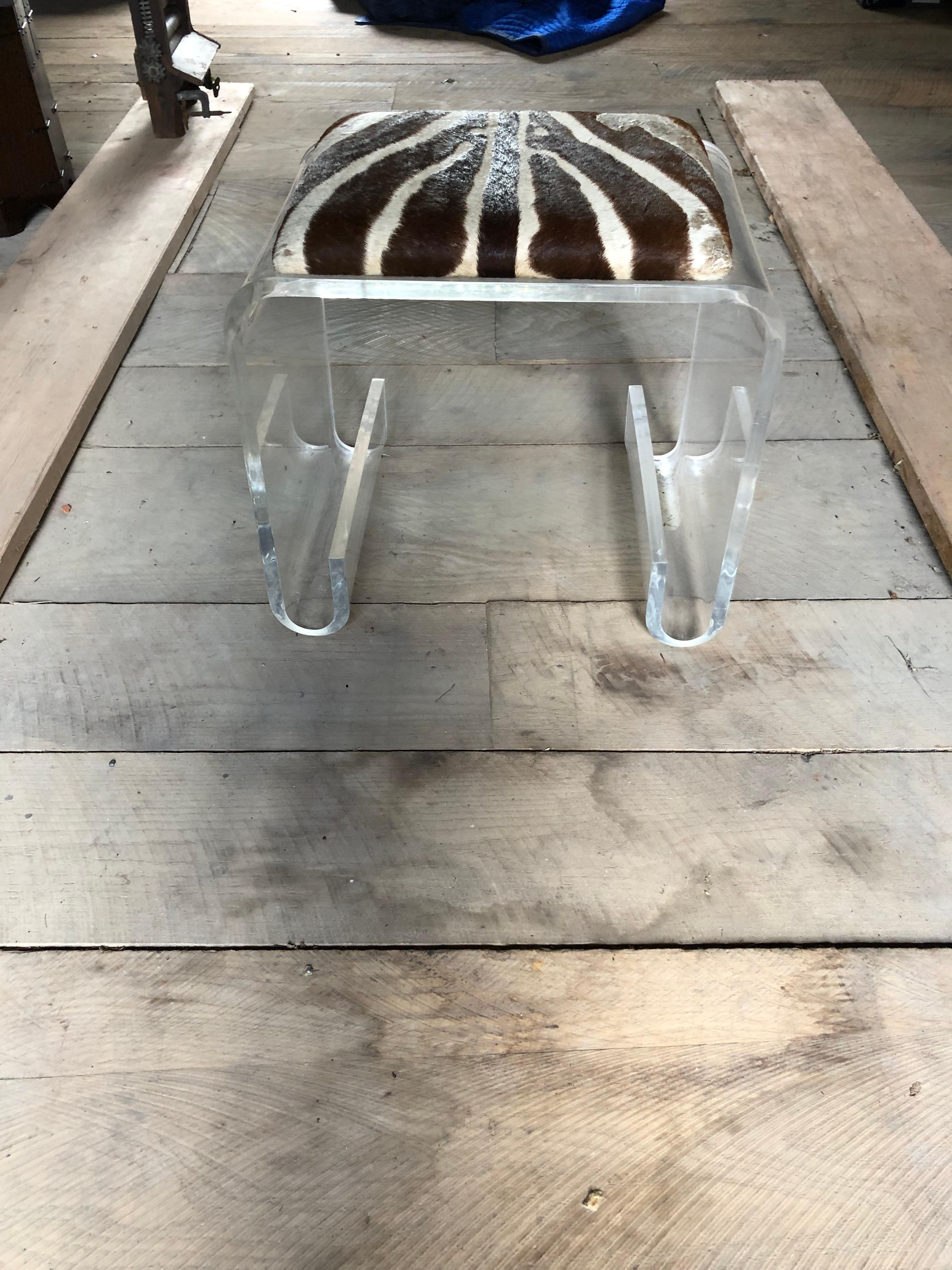 Chunky Mid Century Modern Lucite Waterfall Style Ottoman Bench 5