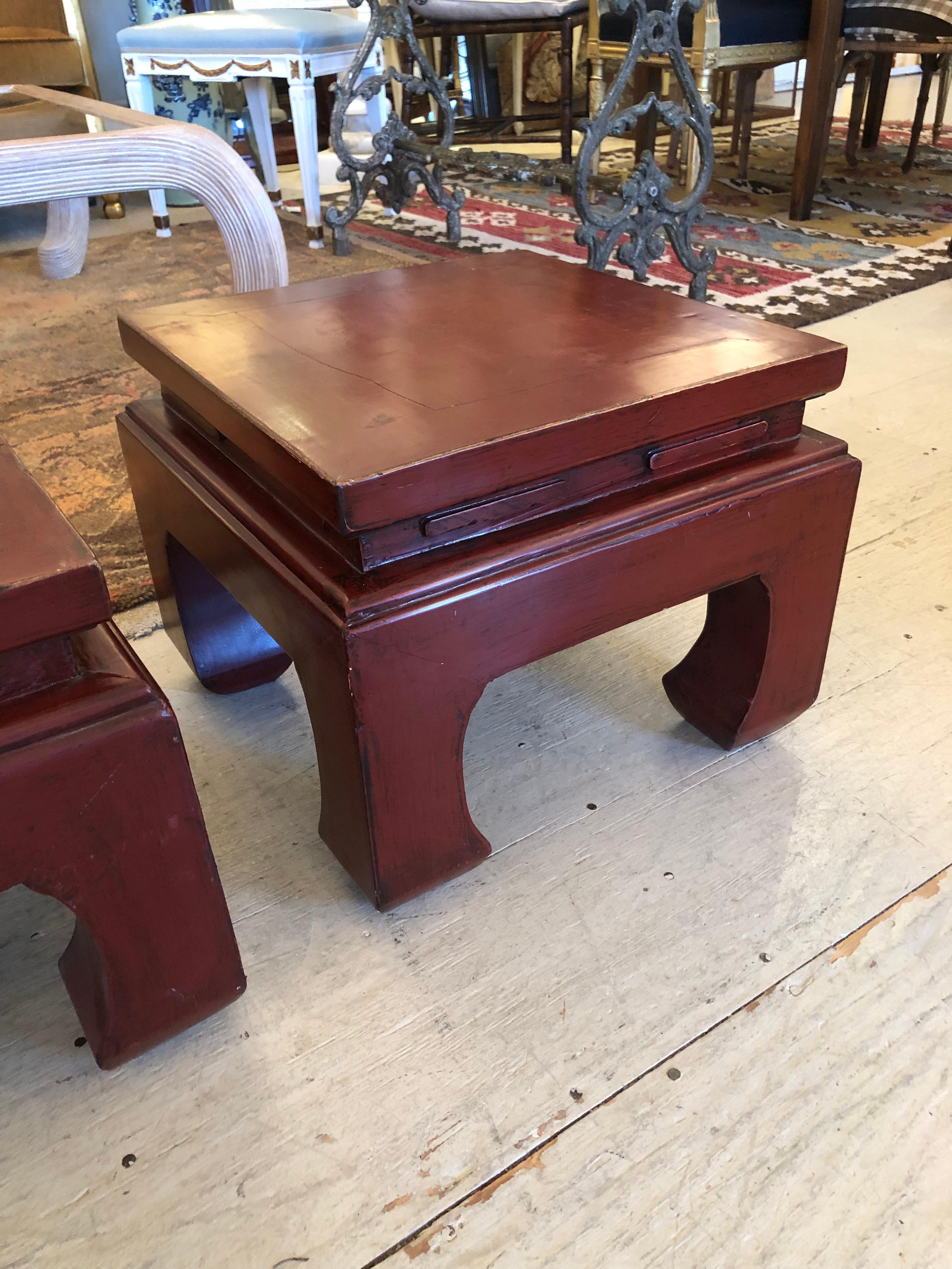 Mid-20th Century Chunky Pair of ChineseCinnabar Square Lacquered Wood Low End or Cocktail Tables 