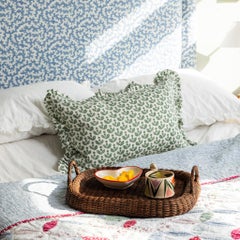 Handgefertigtes Rattan-Tablett aus Teakholz im British Colonial-Stil