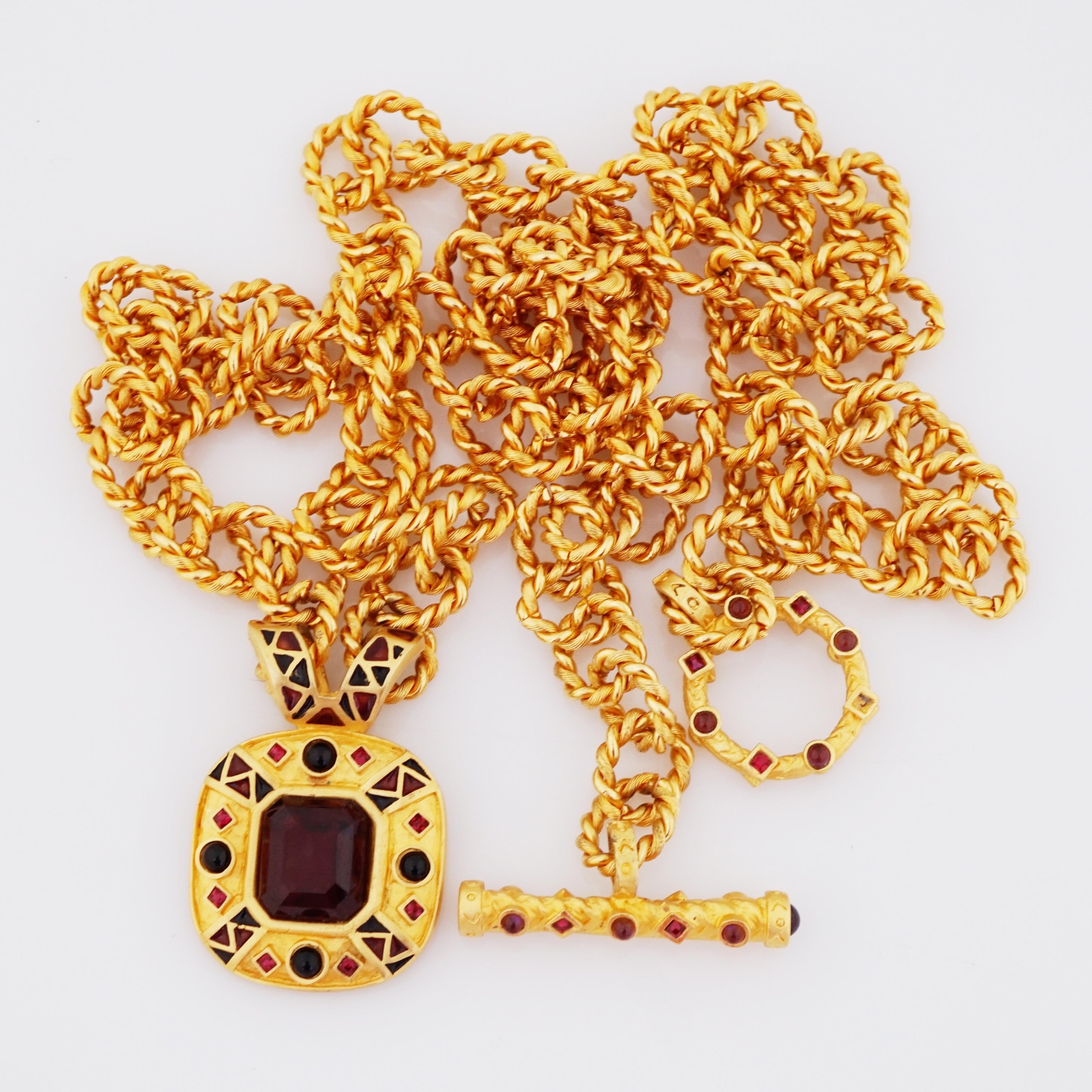 Modern Chunky Satin Gilt Chain Necklace w/ Ruby Crystal Pendant By Leslie Block, 1980s For Sale