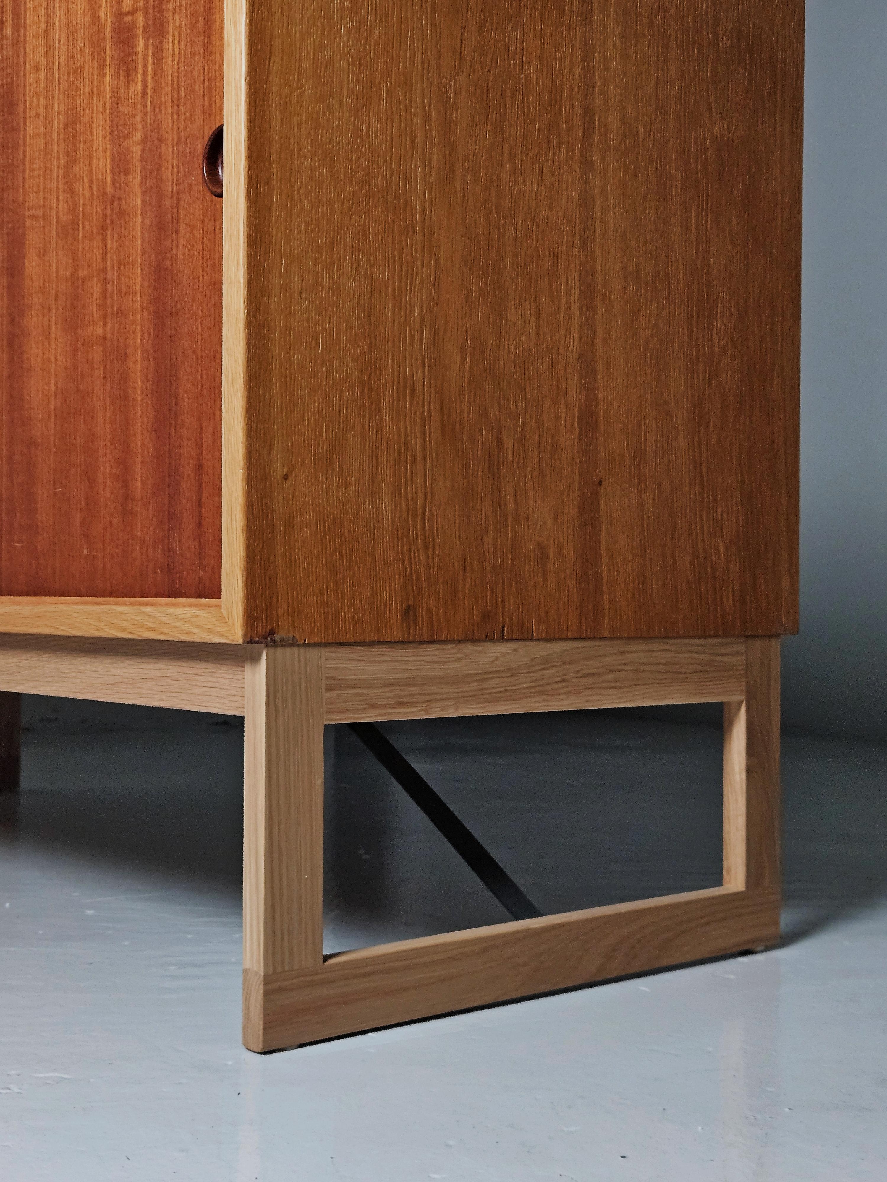 Chunky sideboard by Børge Mogensen, Sweden, 1960s In Good Condition For Sale In Eskilstuna, SE