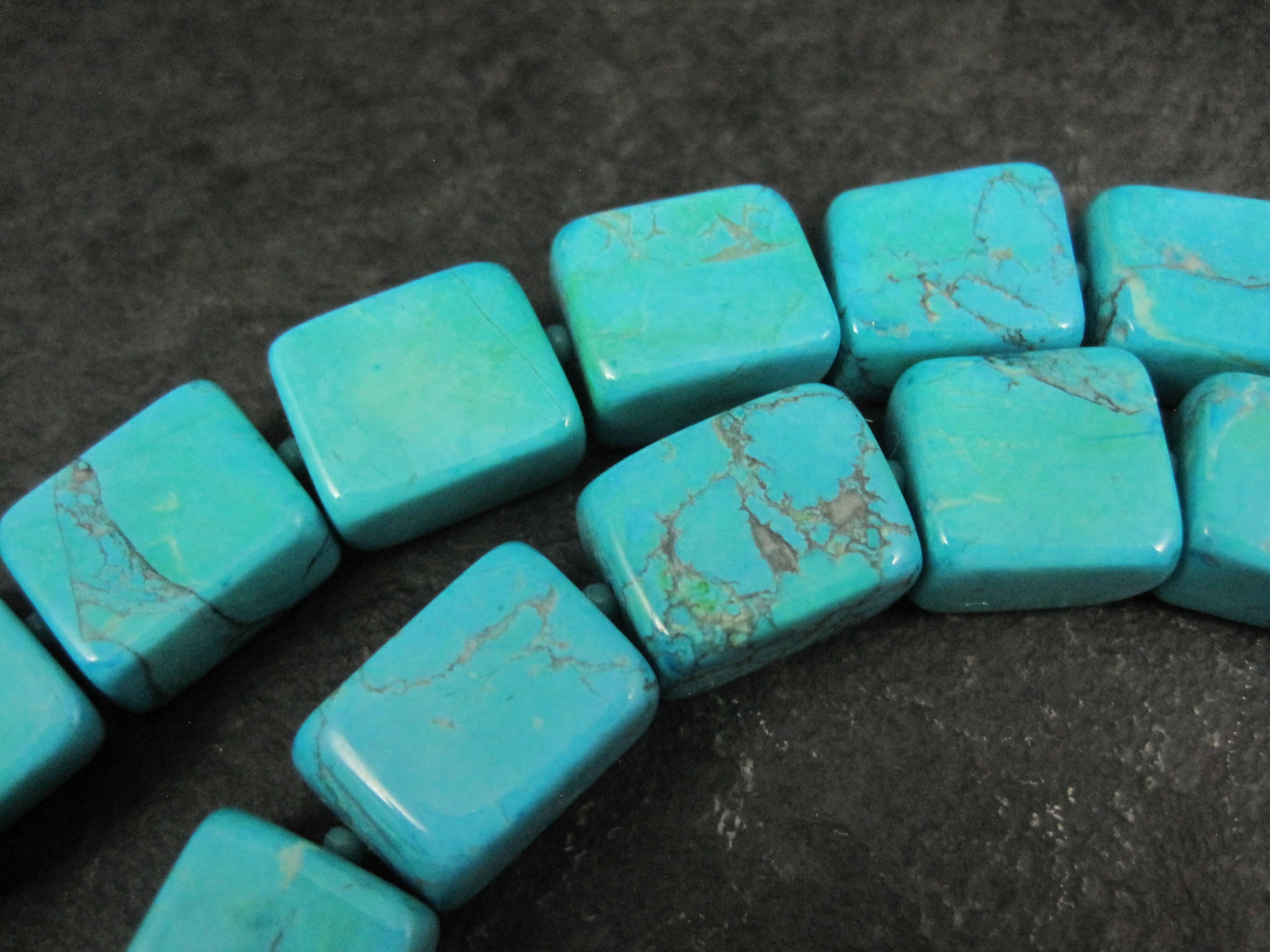 Collier en Turquoise et Corail sculpté du Sud-Ouest en vente 5