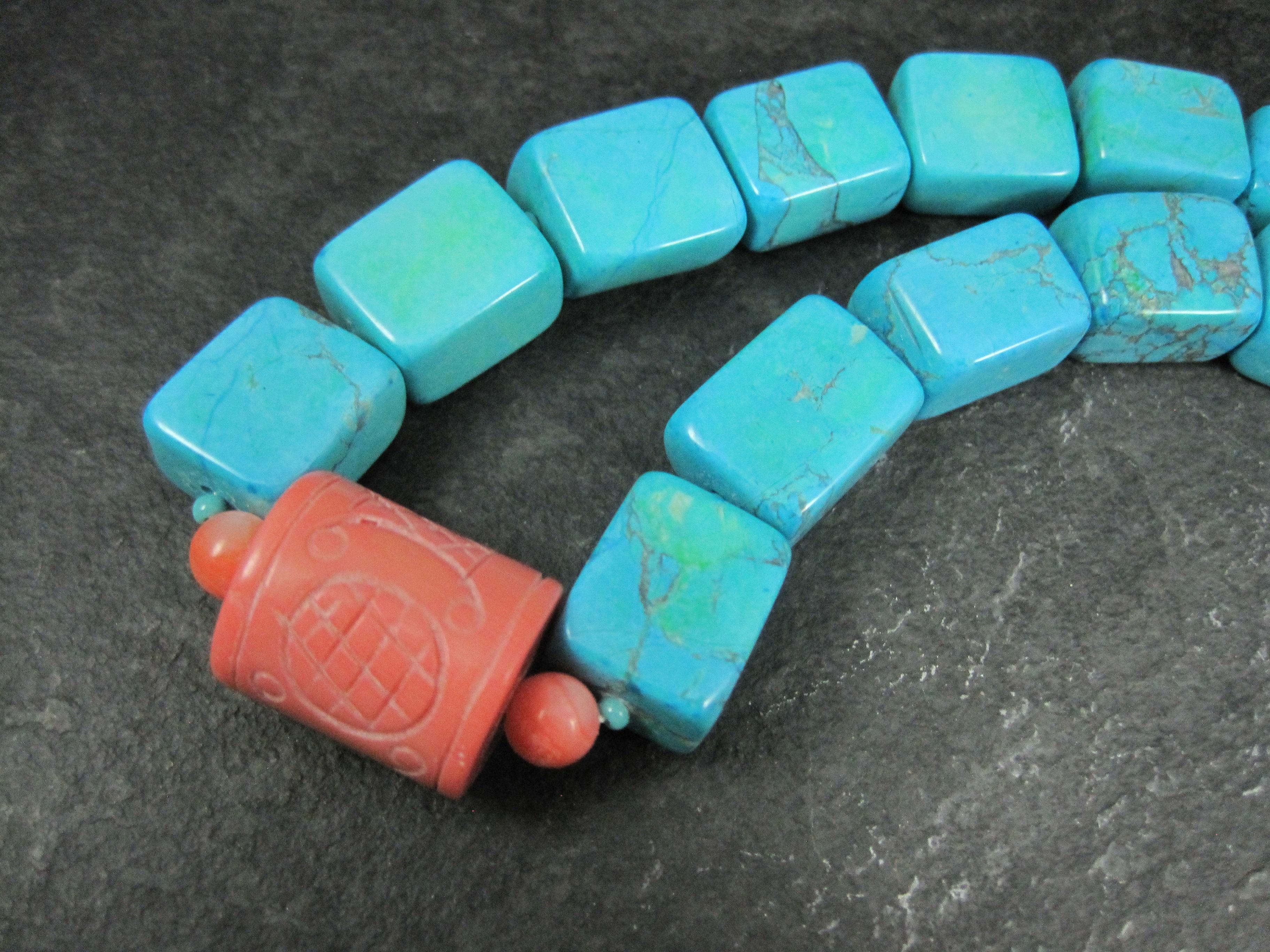 Collier en Turquoise et Corail sculpté du Sud-Ouest en vente 9