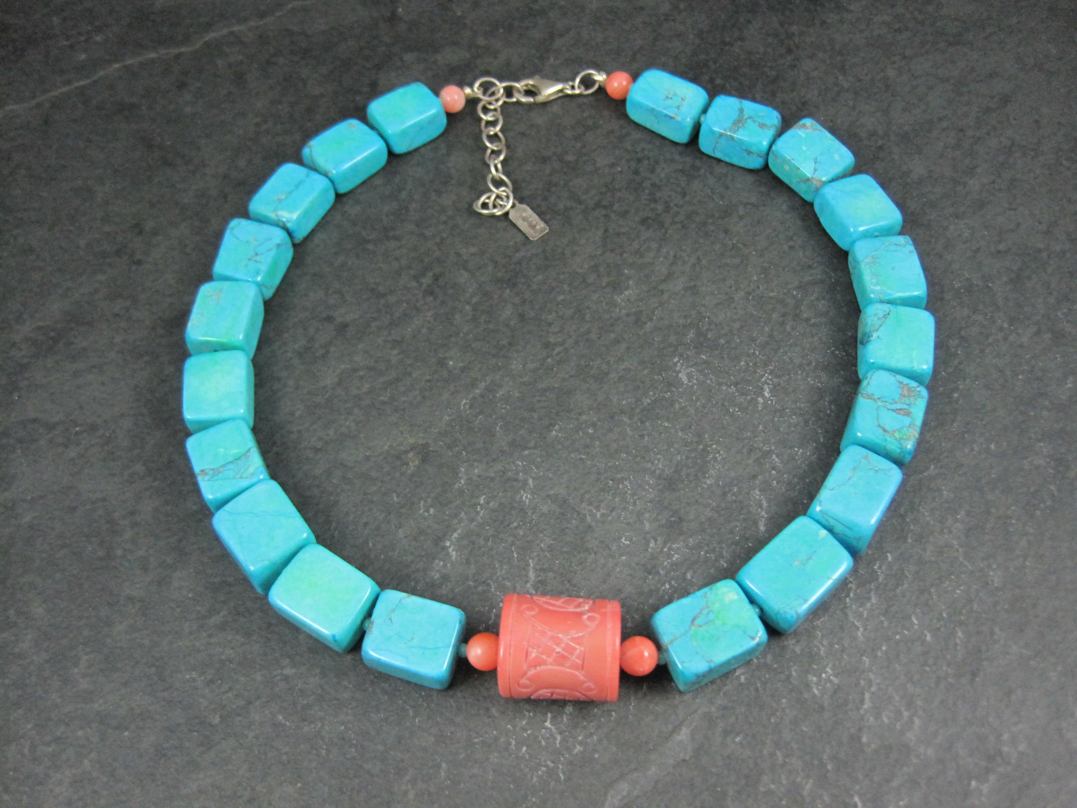 Amérindien Collier en Turquoise et Corail sculpté du Sud-Ouest en vente