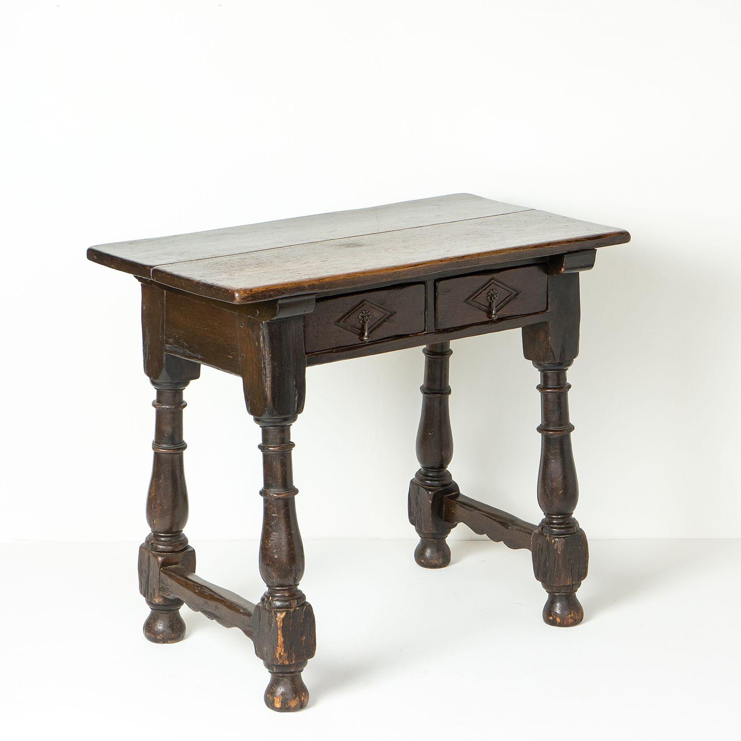 18th Century and Earlier Antique Chunky Spanish Baroque Oak Side Table with Baluster Legs, 17th Century For Sale