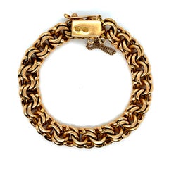 Chunky Vintage 18K Yellow Gold Bracelet Charm Bracelet.