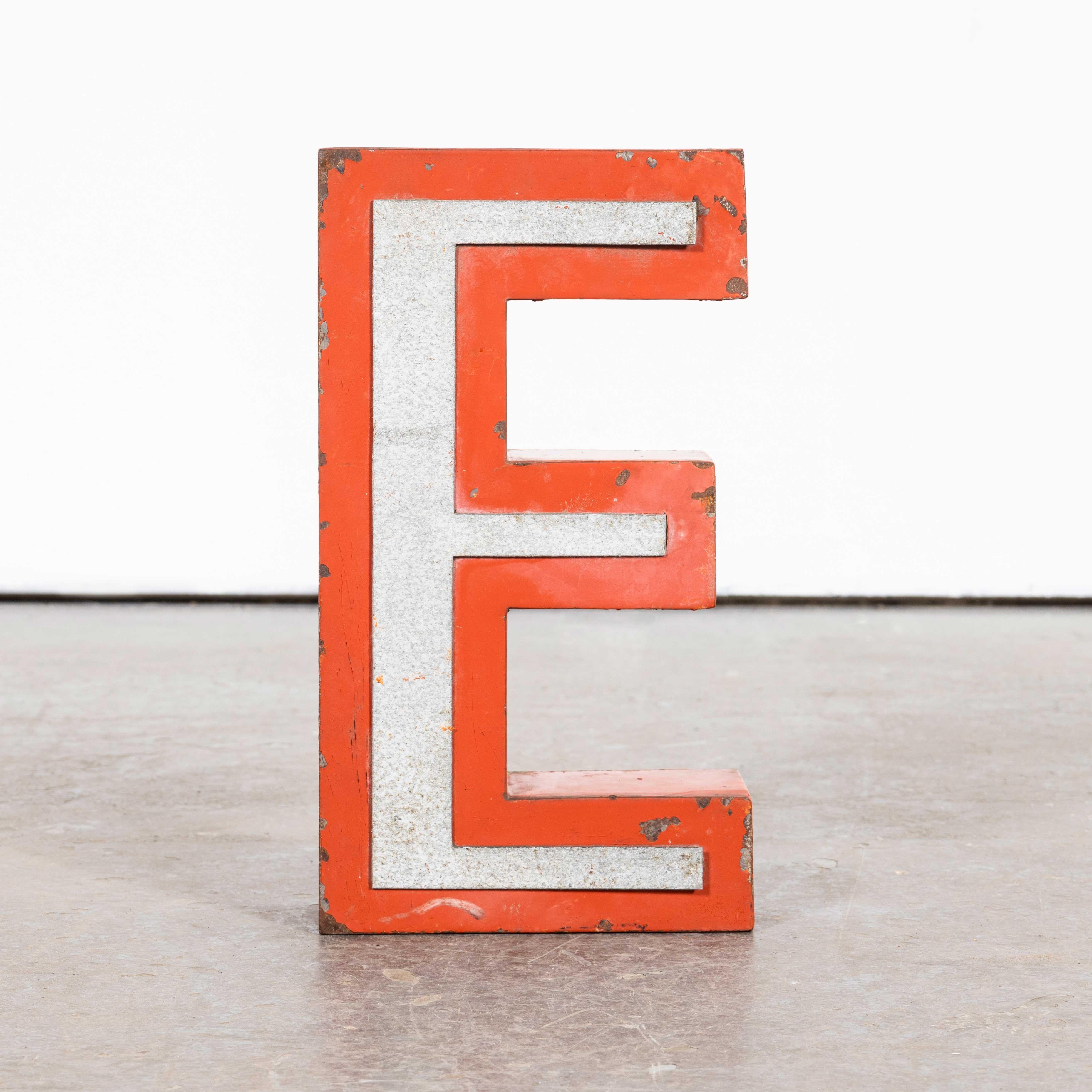 Chunky Vintage French Signage Letter - Medium E In Good Condition In Hook, Hampshire