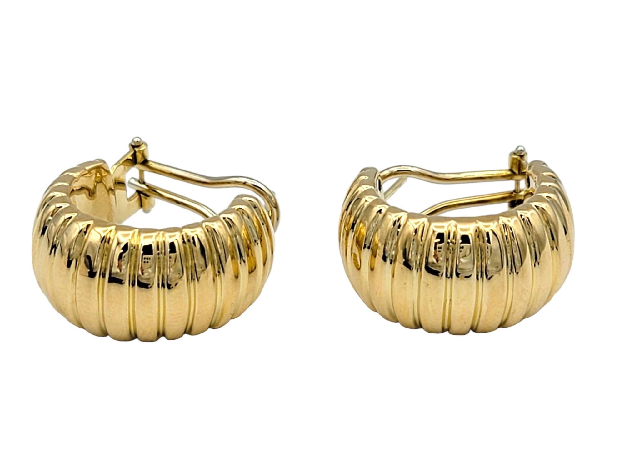 Chunky Wide Ribbed Omega Back Hoop Earrings Set in Polished 18 Karat Yellow Gold For Sale 2